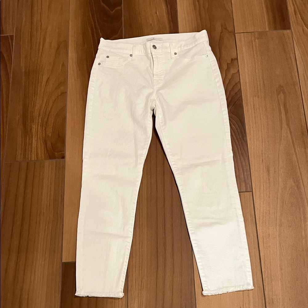 7 For All Mankind Women's White Ankle Jeans Size 31